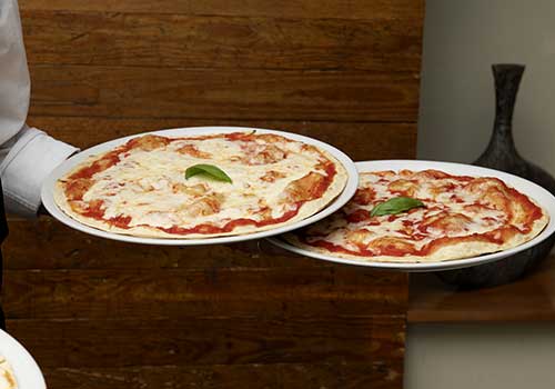Be Bop | Ristorante Pizzeria Navigli Milano Carne e Pesce | Ristorante Senza Glutine e Pizzeria Vegana | Ristorante Vegetariano | immagine pizza tradizionale