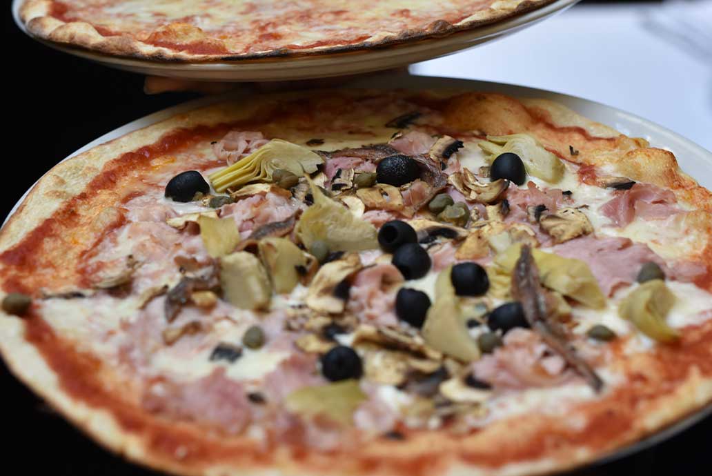 Ristorante pizzeria Navigli Milano gluten free senza glutine per celiaci, vegano, vegetariano | Immagine pizza